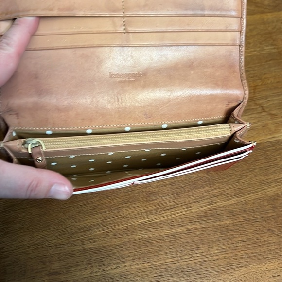 KATE SPADE RED PATENT LEATHER WALLET - Picture 5 of 12